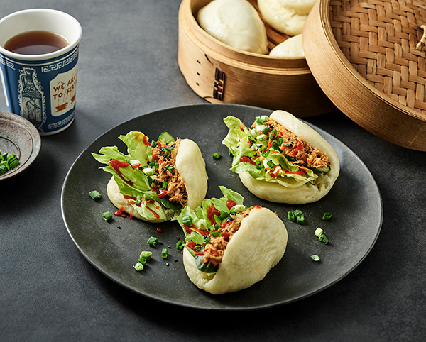 UNLIMEAT Pulled Pork Bao Bun